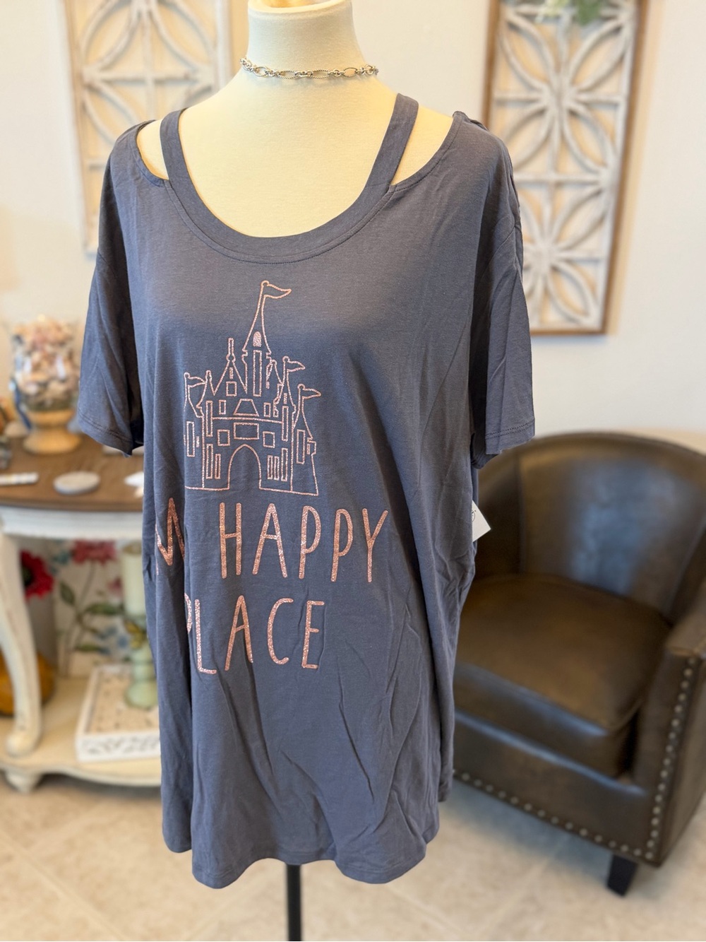 Disney parks My Happy Place tee with rose glitter detail.